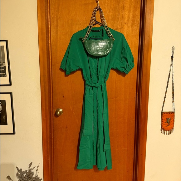 Zara Kelly Green Midi Dress & Matching Animal Skin Bag With Metal Chain Set NWOT - Picture 2 of 15